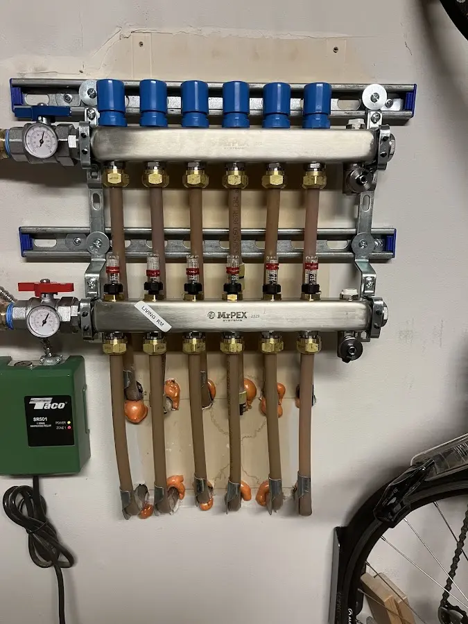 Plumber performing Gas Leak Detection at a residential property in North Hempstead